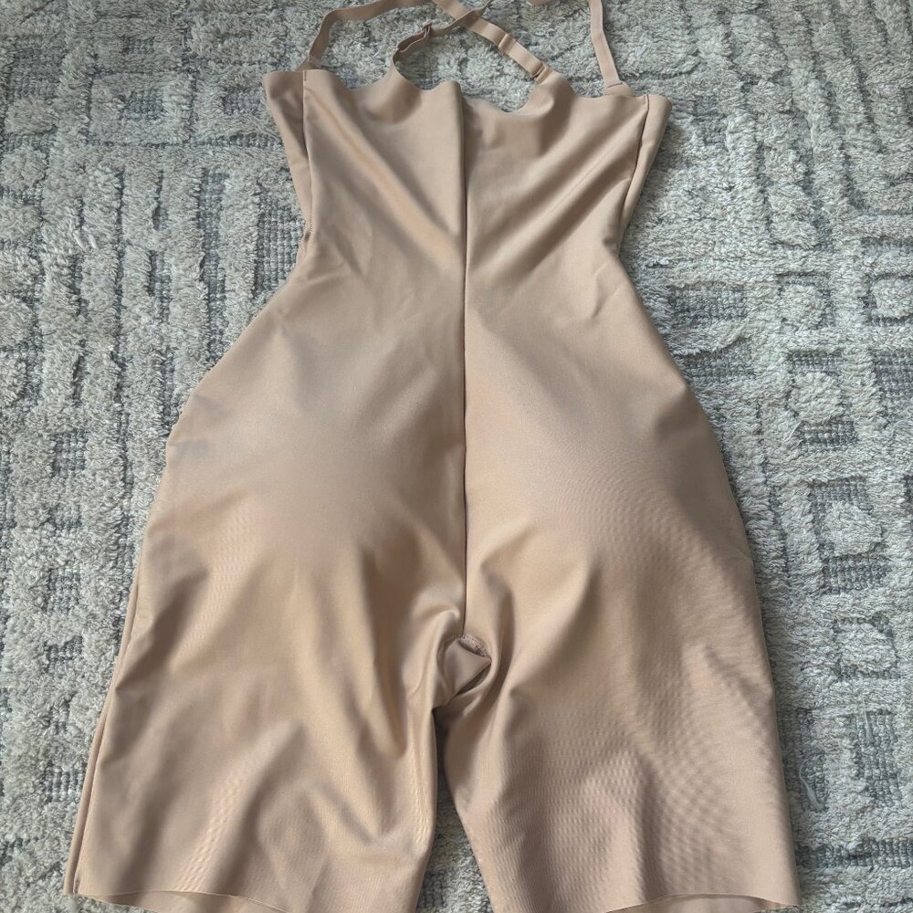 SKIMS Body Butt Enhancing Open Bust Padded Bodysuit, Size M in Color Sand